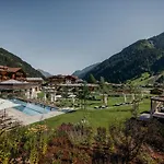 Familien Moar Gut Hotel 5*